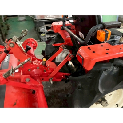 MITSUBISHI トラクター MT135