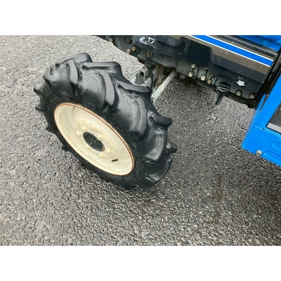 ISEKI トラクター TA210F