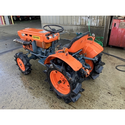 KUBOTA トラクター B7001D