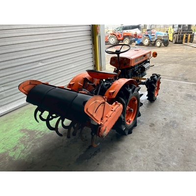 KUBOTA トラクター B6000