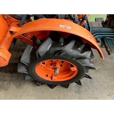 KUBOTA トラクター B6000