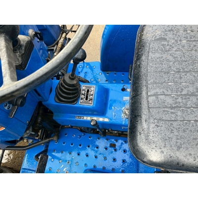 ISEKI トラクター TU2100F