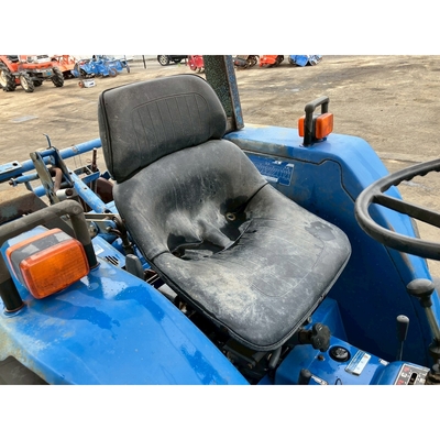 ISEKI トラクター TU2100S