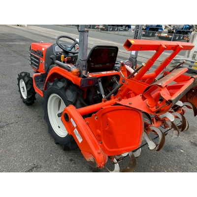 KUBOTA トラクター B72