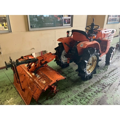 KUBOTA トラクター B1400