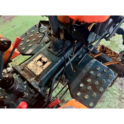 KUBOTA トラクター B7001D