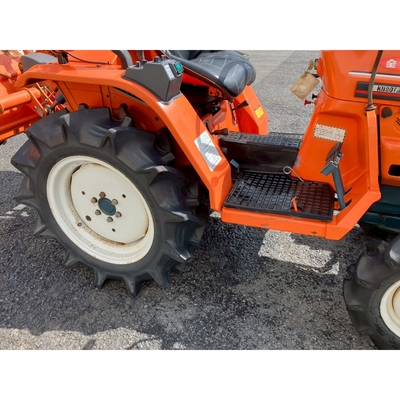 KUBOTA トラクター B1-15D