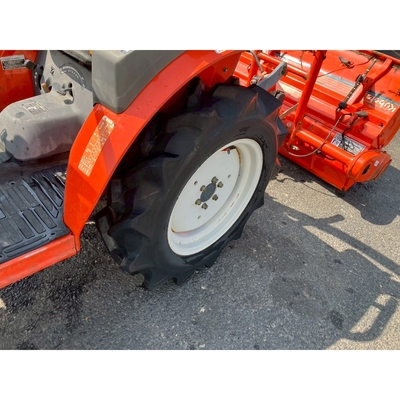 KUBOTA トラクター GB16