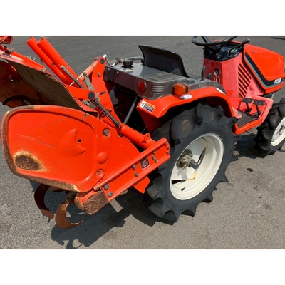 KUBOTA トラクター B52