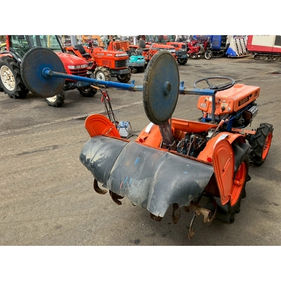 KUBOTA トラクター B6000D