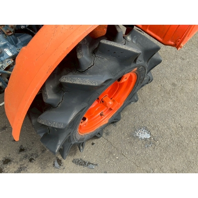 KUBOTA トラクター B6000D