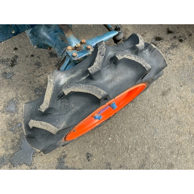 KUBOTA トラクター B6000D