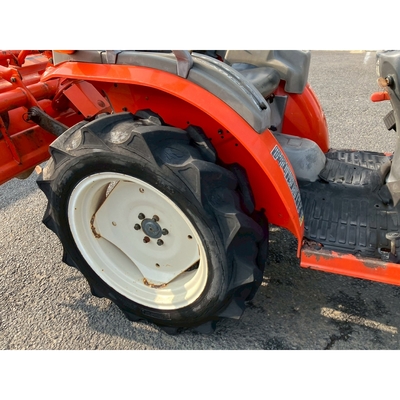 KUBOTA トラクター GB18