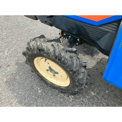 ISEKI トラクター TU145