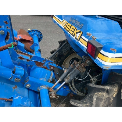 ISEKI トラクター TU145