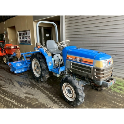 ISEKI トラクター TF223F