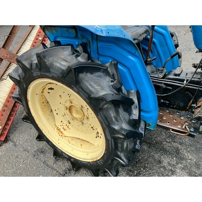 ISEKI トラクター TS1610S