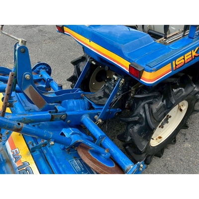 ISEKI トラクター TU140