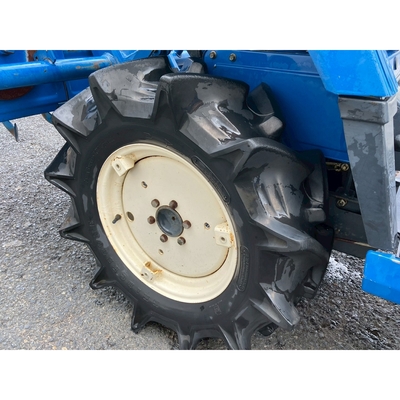 ISEKI トラクター TU140