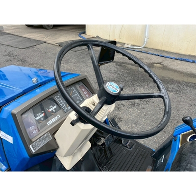 ISEKI トラクター TU140