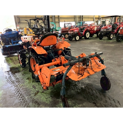 KUBOTA トラクター B7001D