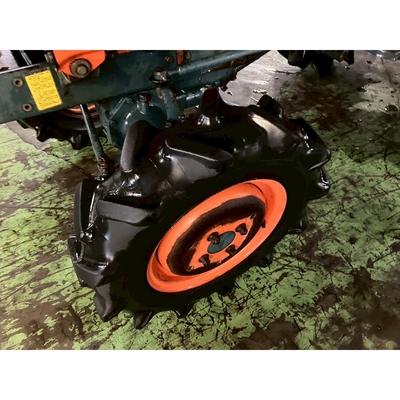 KUBOTA トラクター B7001D