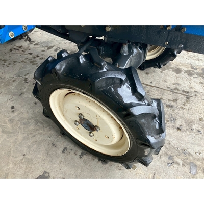 ISEKI トラクター TU1400