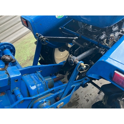 ISEKI トラクター TU1400