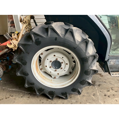 ISEKI トラクター TG37F