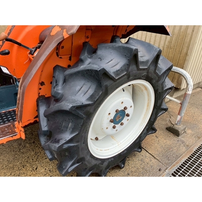 KUBOTA トラクター L2602S