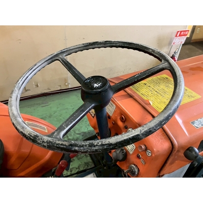 KUBOTA トラクター B7000D