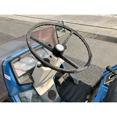 ISEKI トラクター TU160F