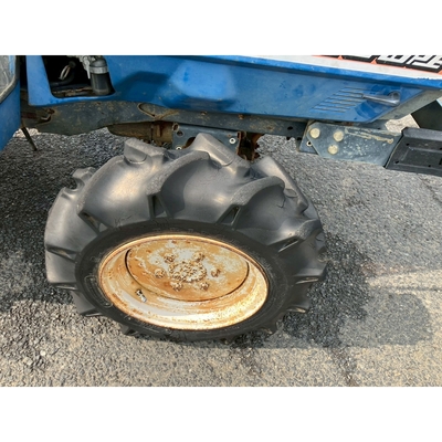 ISEKI トラクター TU160F