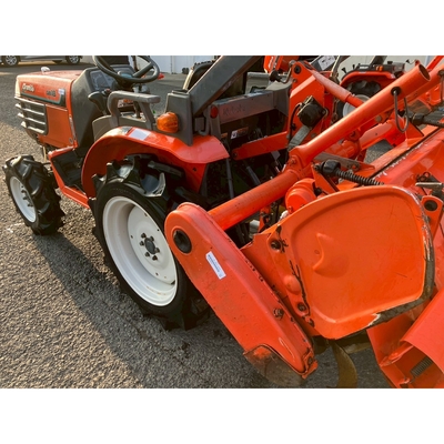 KUBOTA トラクター GB18