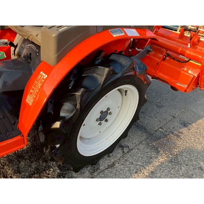 KUBOTA トラクター GB18