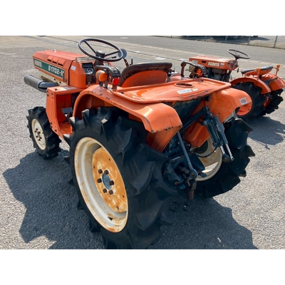 KUBOTA トラクター B1702