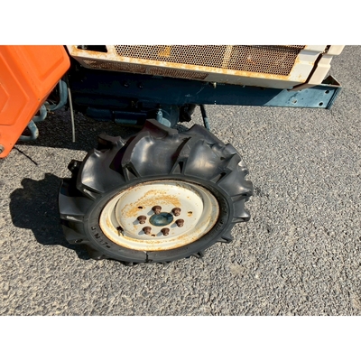 KUBOTA トラクター B1702