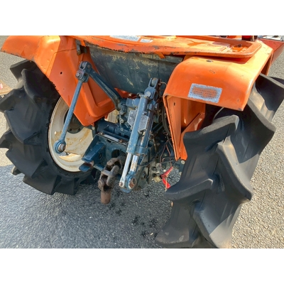 KUBOTA トラクター B1702
