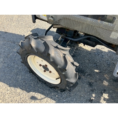 ISEKI トラクター TM15