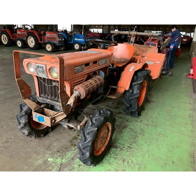 KUBOTA トラクター B7001D