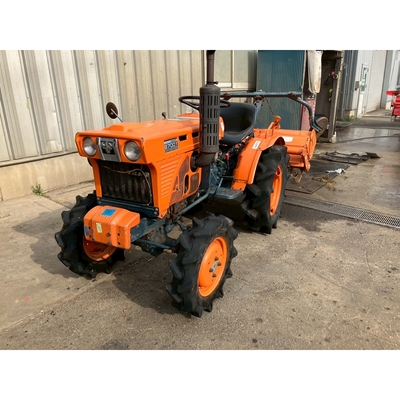 KUBOTA トラクター B7001D