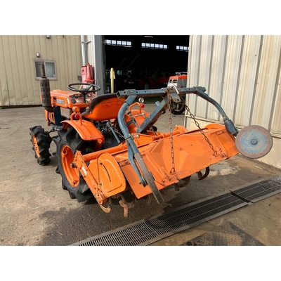 KUBOTA トラクター B7001D
