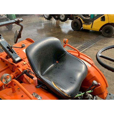 KUBOTA トラクター B7001D