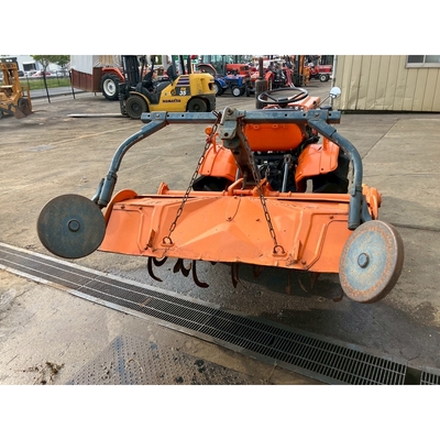 KUBOTA トラクター B7001D