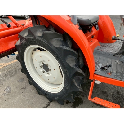 KUBOTA トラクター KL25