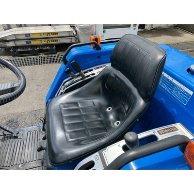ISEKI トラクター TU225F