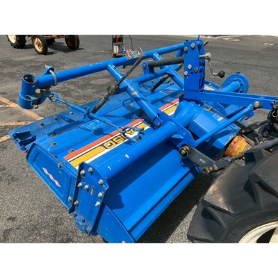 ISEKI トラクター TU225F