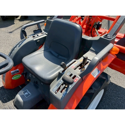 KUBOTA トラクター GB16