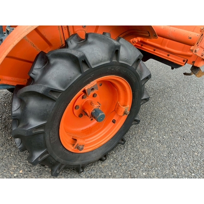 KUBOTA トラクター B6001D