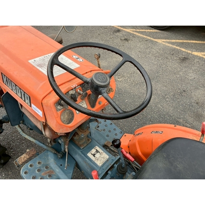 KUBOTA トラクター B6001D